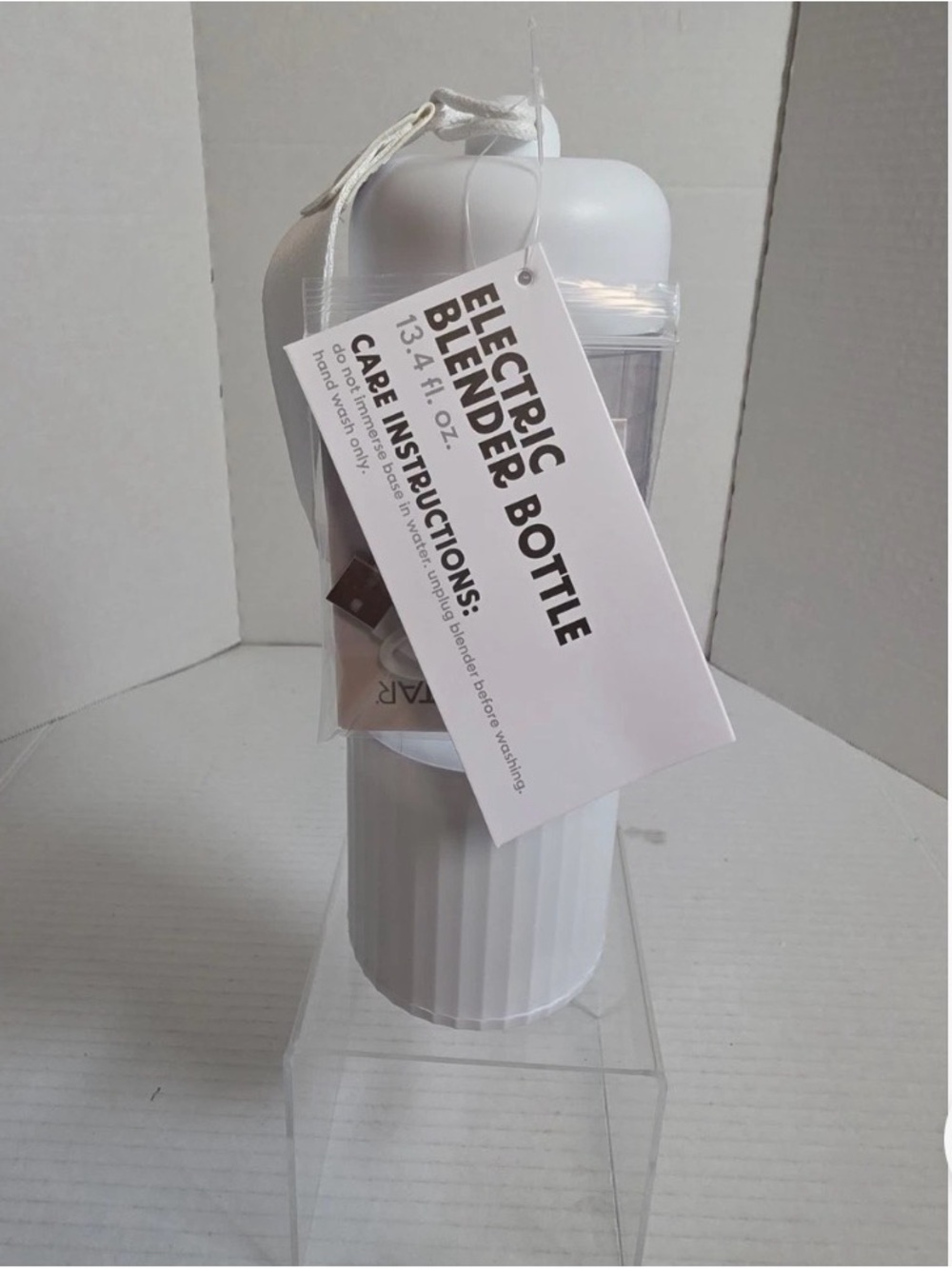 Electric Blender Bottle NWT